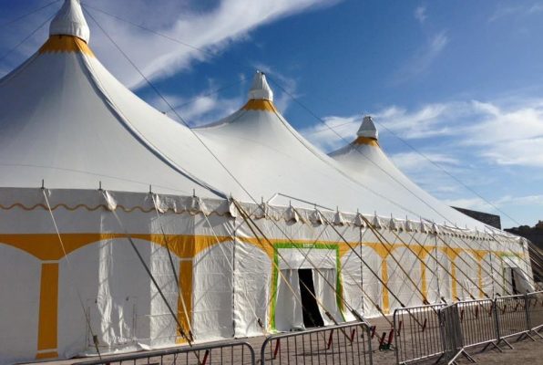 Festival-tent-huren